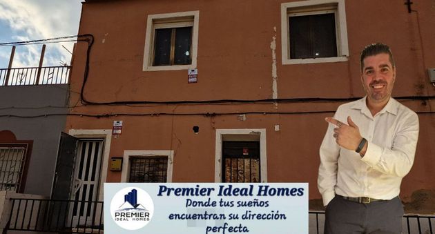 Foto 1 de Casa en venda a calle Espronceda de 5 habitacions i 270 m²