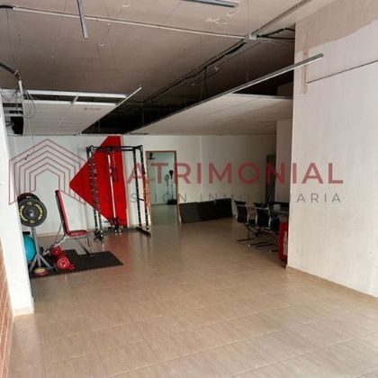 Foto 1 de Local en alquiler en calle De Sant Nicolau de Bari de 115 m²