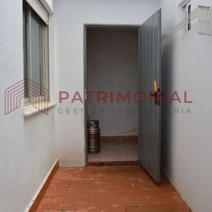 Foto 1 de Venta de piso en Algemesí de 3 habitaciones con terraza y aire acondicionado