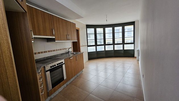 Foto 1 de Piso en venta en calle Federico Maciñeira de 2 habitaciones con balcón y calefacción