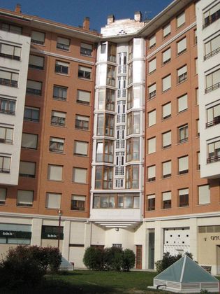 Foto 1 de Venta de piso en Arteagabeitia - Retuerto - Kareaga de 3 habitaciones con garaje y balcón