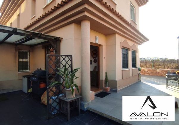 Foto 1 de Casa en venda a Aljaraque de 4 habitacions amb terrassa i mobles