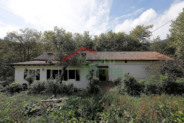 Foto 2 de Venta de chalet en Arantza de 4 habitaciones con terraza y jardín