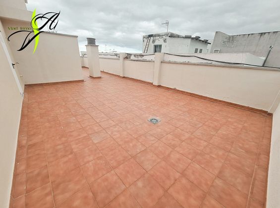 Foto 1 de Venta de piso en Granadilla de Abona ciudad de 2 habitaciones con terraza y balcón