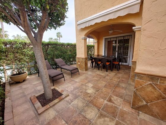 Foto 2 de Dúplex en venda a Las Marinas - Pueblo Laguna de 3 habitacions amb terrassa i piscina