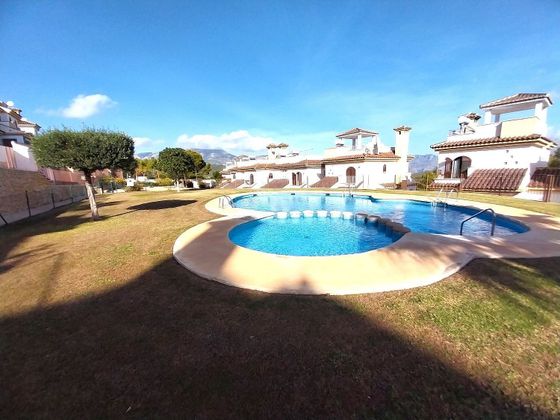 Foto 1 de Casa en venda a Polop de 2 habitacions amb terrassa i piscina