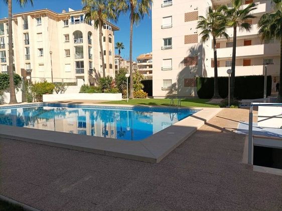 Foto 2 de Venta de piso en L'Albir-Zona Playa de 3 habitaciones con terraza y piscina