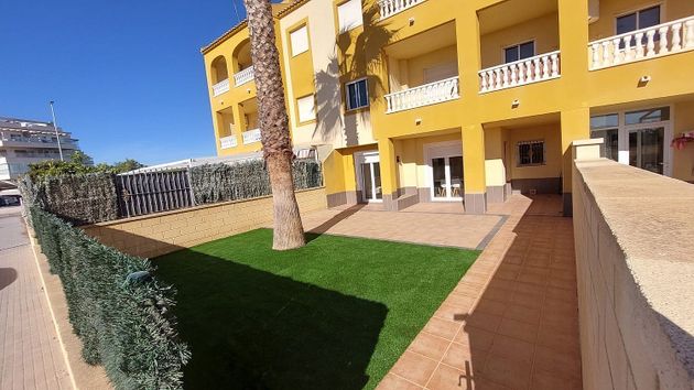 Foto 1 de Piso en venta en calle Pimienta de 3 habitaciones con terraza y piscina