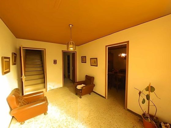 Foto 2 de Xalet en venda a Avinyonet del Penedès de 4 habitacions amb balcó