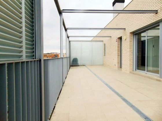 Foto 2 de Àtic en venda a Barceloneta - Molí d'En Rovira de 3 habitacions amb terrassa i piscina