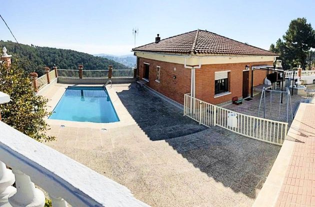 Foto 1 de Xalet en venda a Font-Rubí de 7 habitacions amb terrassa i piscina