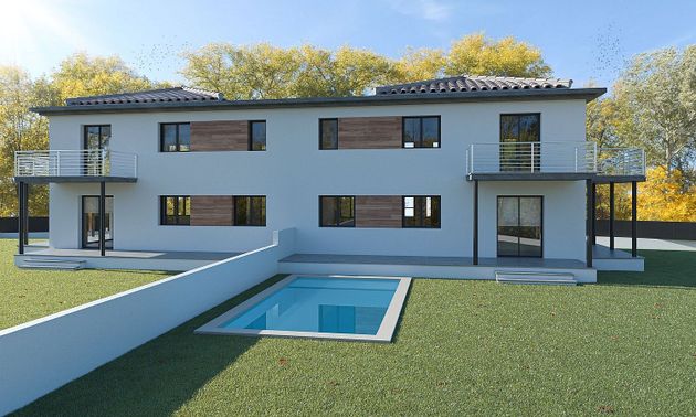 Foto 2 de Casa en venta en Avinyonet de Puigventós de 4 habitaciones con terraza y garaje
