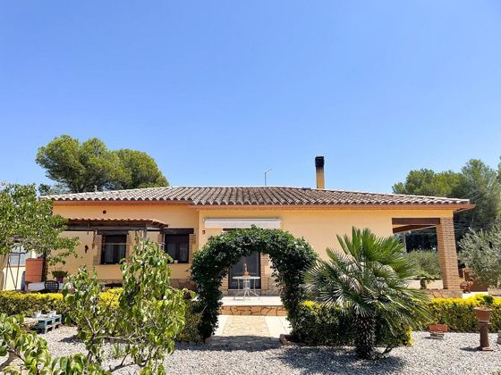 Foto 2 de Chalet en venta en Sant Miquel de Fluvià de 3 habitaciones con terraza y garaje