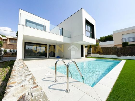 Foto 2 de Casa en venta en Llançà de 5 habitaciones con terraza y piscina