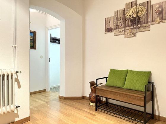 Foto 2 de Piso en venta en Centre - Figueres de 3 habitaciones con balcón y aire acondicionado