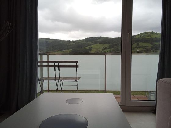 Foto 2 de Pis en venda a Solórzano de 3 habitacions amb terrassa i piscina