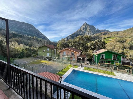 Foto 2 de Xalet en venda a Ramales de la Victoria de 4 habitacions amb terrassa i piscina