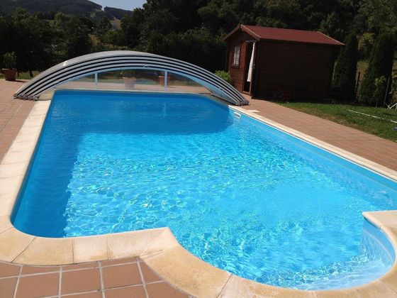 Foto 2 de Chalet en venta en Bárcena de Cicero de 4 habitaciones con piscina y garaje