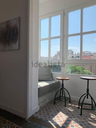 Foto 1 de Pis en lloguer a calle De Gravina de 2 habitacions amb terrassa i mobles
