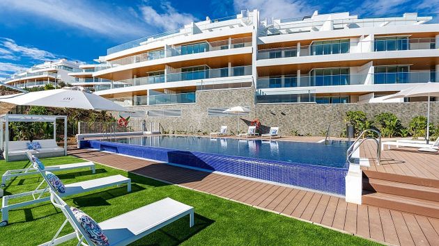 Foto 1 de Piso en venta en calle Calanova Golf de 2 habitaciones con terraza y piscina