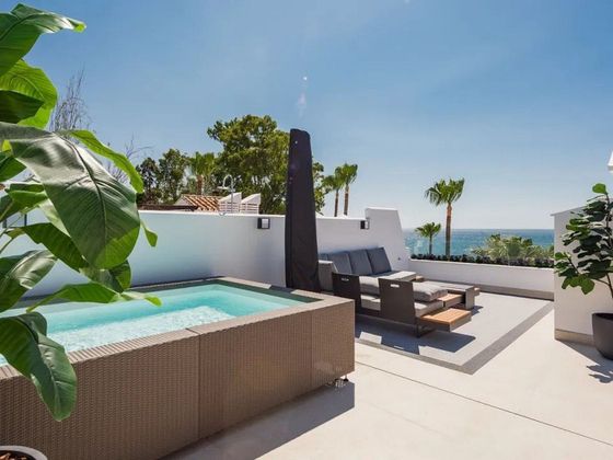 Foto 1 de Àtic en venda a calle Estepona de 4 habitacions amb terrassa i piscina
