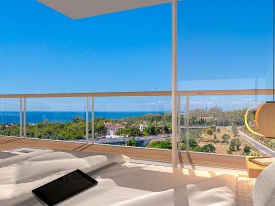 Foto 1 de Chalet en venta en calle Nueva Andalucia Marbella de 5 habitaciones con terraza y piscina