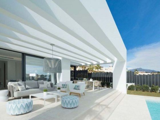 Foto 2 de Xalet en venda a calle Puerto Banus Nueva Andalucia Marbella de 4 habitacions amb terrassa i piscina