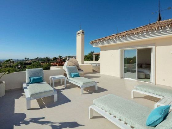 Foto 2 de Venta de ático en calle Las Brisas Marbella de 3 habitaciones con terraza y piscina