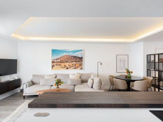 Foto 1 de Pis en venda a calle Nueva Andalucia Marbella de 3 habitacions amb terrassa i piscina