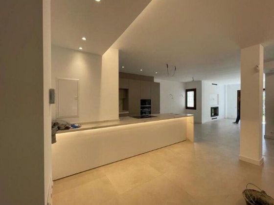 Foto 2 de Pis en venda a calle Nueva Andalucia de 3 habitacions amb terrassa i piscina