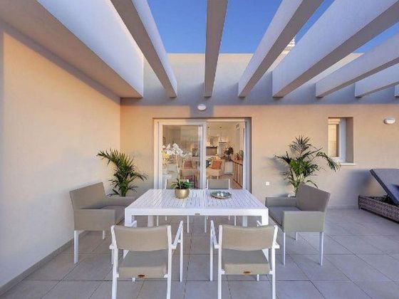 Foto 1 de Àtic en venda a calle La Campana Nueva Andalucia de 4 habitacions amb terrassa i piscina