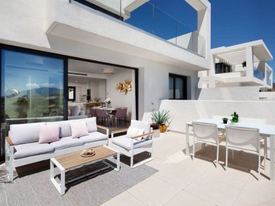 Foto 1 de Àtic en venda a calle La Cala Golf de 3 habitacions amb terrassa i piscina