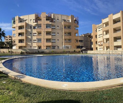 Foto 2 de Piso en venta en calle Perigallo de 2 habitaciones con terraza y piscina