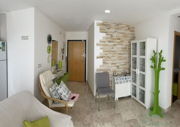 Foto 2 de Piso en alquiler en calle Sierra de Los Villares de 1 habitación con terraza y piscina