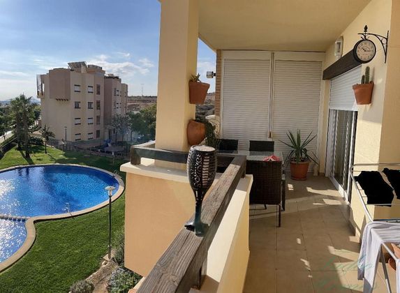 Foto 1 de Piso en venta en calle Perigallo de 2 habitaciones con terraza y piscina