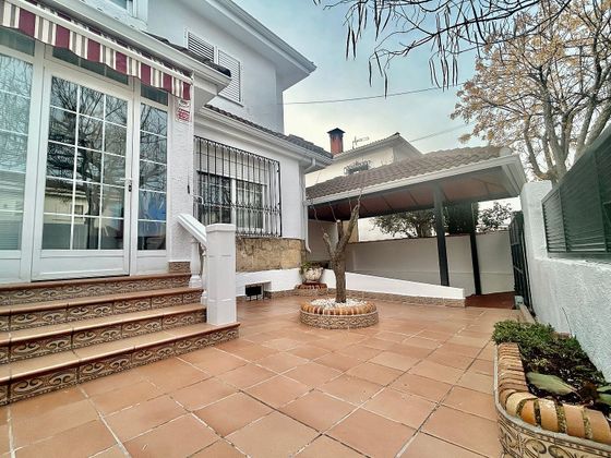 Foto 1 de Casa en venda a Brunete de 4 habitacions amb terrassa i piscina