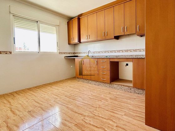 Foto 2 de Venta de casa en Benferri de 3 habitaciones con garaje y aire acondicionado