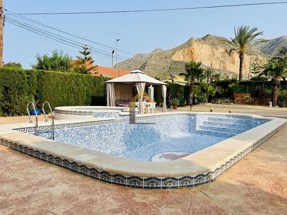 Foto 1 de Casa en venda a Cox de 3 habitacions amb piscina i jardí