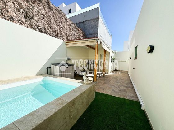 Foto 1 de Xalet en venda a Playa del Hombre - Taliarte - Salinetas de 2 habitacions amb terrassa i piscina