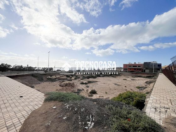 Foto 1 de Terreny en venda a Playa de Arinaga de 2292 m²