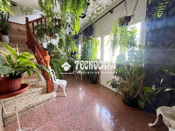Foto 1 de Casa en venda a Ingenio de 3 habitacions amb terrassa i jardí