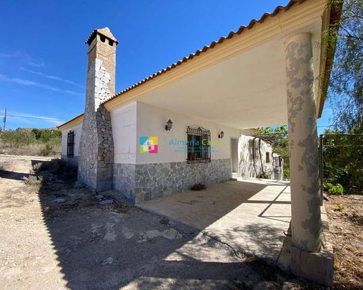Foto 2 de Casa rural en venda a Somontín de 3 habitacions amb terrassa i garatge