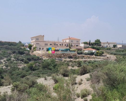 Foto 1 de Xalet en venda a Huércal-Overa de 9 habitacions amb terrassa i piscina