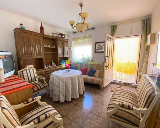 Foto 2 de Casa en venta en Chirivel de 5 habitaciones con terraza y aire acondicionado