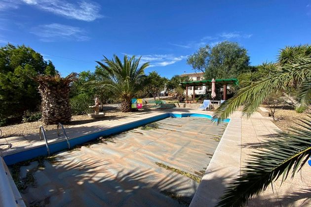 Foto 1 de Venta de chalet en Arboleas de 7 habitaciones con terraza y piscina