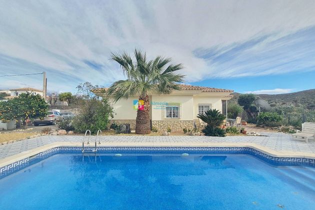 Foto 1 de Casa en venda a Albox de 3 habitacions amb terrassa i piscina