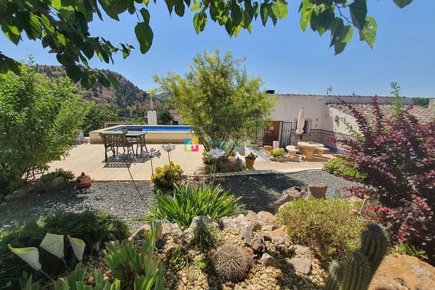 Foto 2 de Casa rural en venta en Vélez-Blanco de 4 habitaciones con terraza y piscina