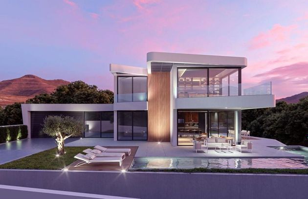 Foto 1 de Casa en venda a Zona de Mascarat de 3 habitacions amb terrassa i piscina