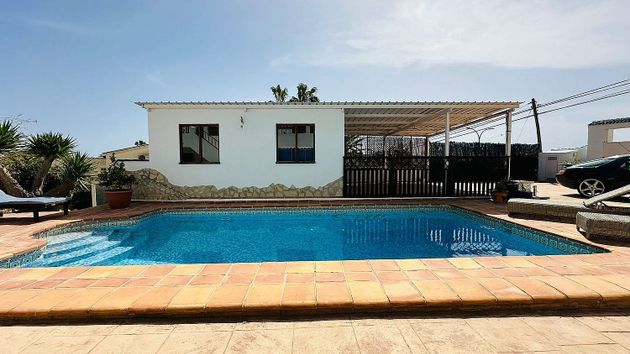 Foto 2 de Casa en venta en Colonia Escandinavia-Cautivador de 6 habitaciones con terraza y piscina