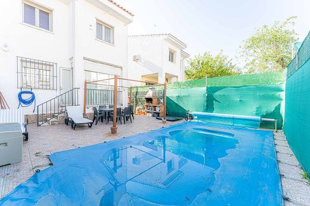 Foto 1 de Casa en venda a Casarrubuelos de 5 habitacions amb piscina i garatge